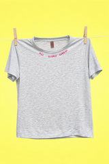 T-shirt Donna a Scatola Ricamata a Mano