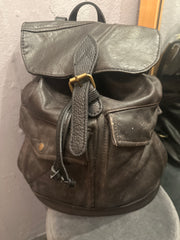 Zaino con patta in Vera Pelle