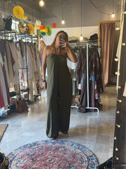 Tuta intera con scollo arricciato