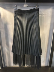 Gonna Semipelle a Pieghe con Tulle sul Fondo