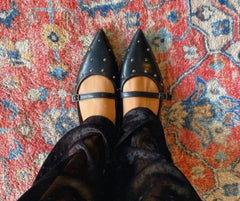 Ballerine a punta con borchie