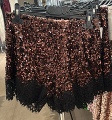 Short con paillettes e pizzo