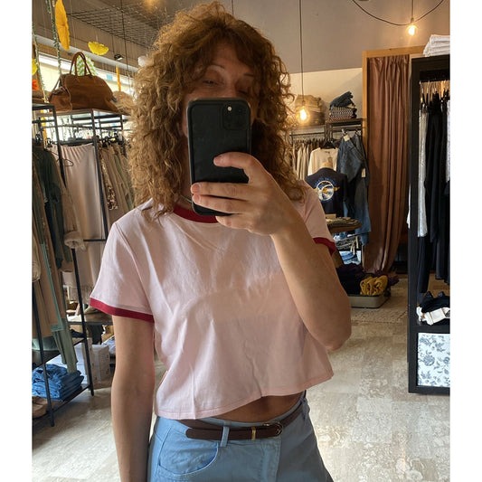 T-shirt con profili a contrasto
