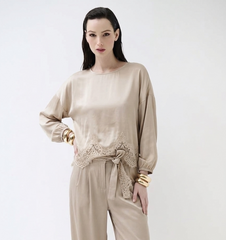 Casacca in raso di viscosa  con pizzo