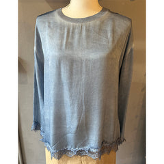 Casacca in raso con pizzo